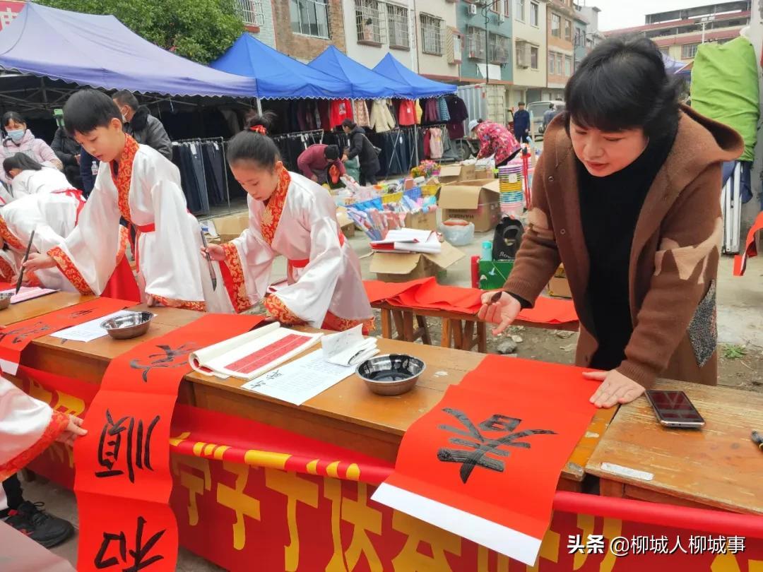 广东省现代汽车下乡，推动农村汽车市场发展的强劲动力